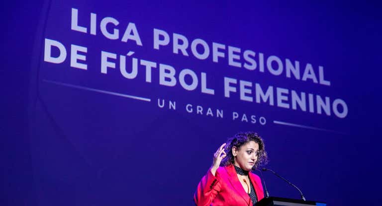 La Liga F agota otra vía en el conflicto con las árbitras