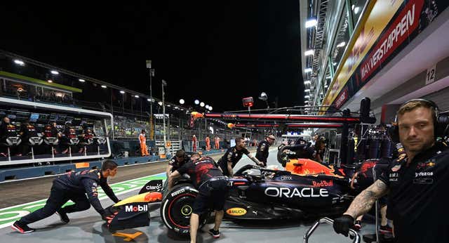Red Bull, bajo sospecha por el techo de gasto