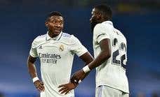 El Real Madrid pierde la cabeza por la defensa