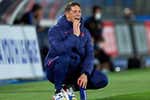 Así es el Fernando Torres entrenador: «No se puede explicar con palabras lo que transmite cuando habla en el vestuario»
