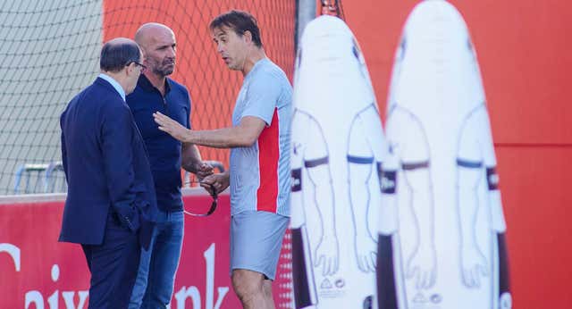 Lopetegui resiste en el alambre y dirige otra vez el entrenamiento