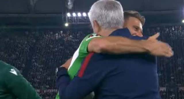 Mourinho – Joaquín: historia de un abrazo