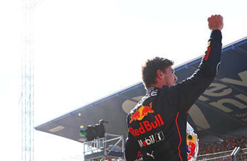 Verstappen vuela hacia el bicampeonato y consigue la pole