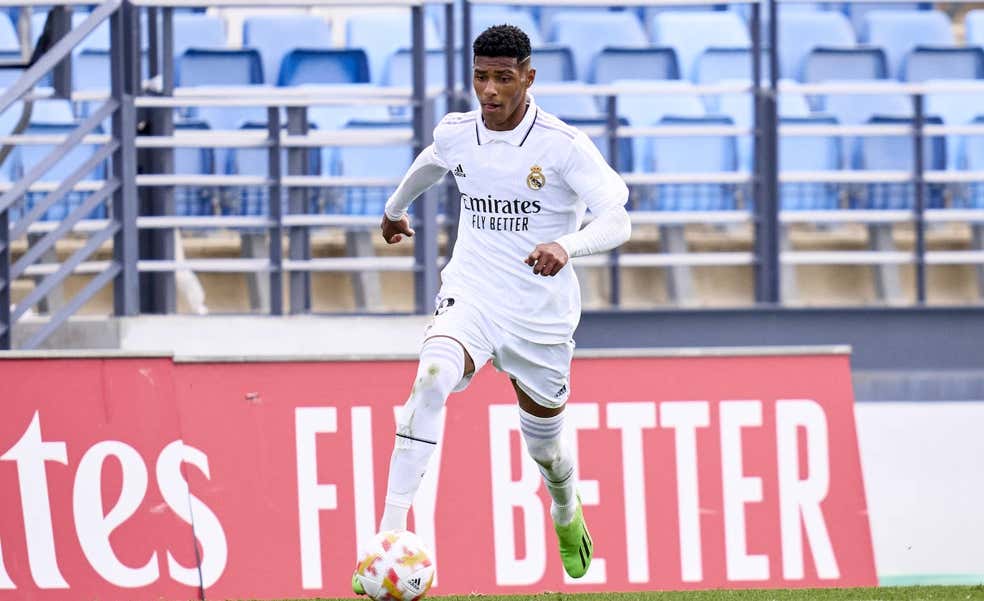 El Real Madrid tiene una decisión difícil con Vinicius Tobias