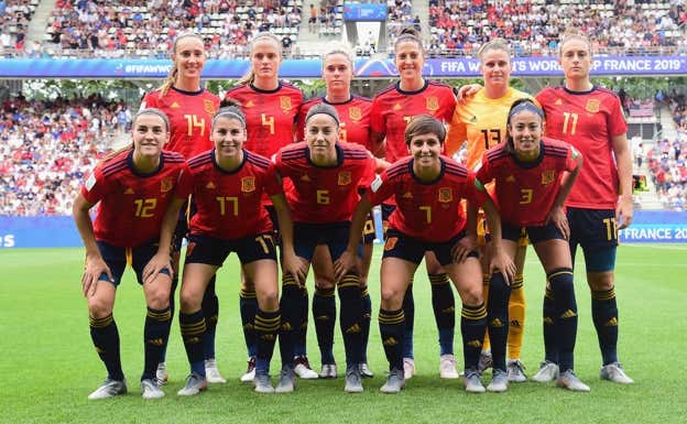 Ninguna de las once futbolistas que se enfrentaron a Estados Unidos en el Mundial estarán sobre el césped de El Sadar.  Getty