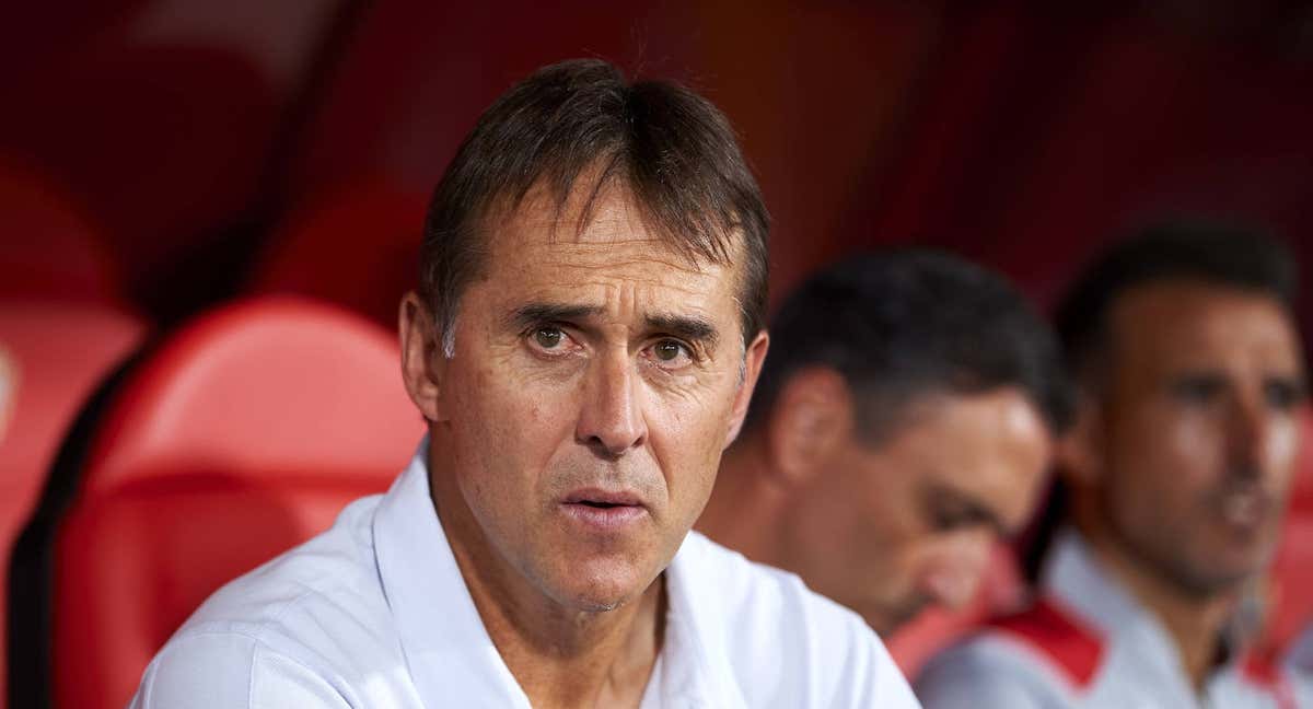 Julen Lopetegui, durante un partido con el Sevilla./Getty Images