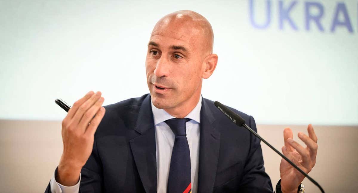 Rubiales, en una comparecencia con la RFEF.