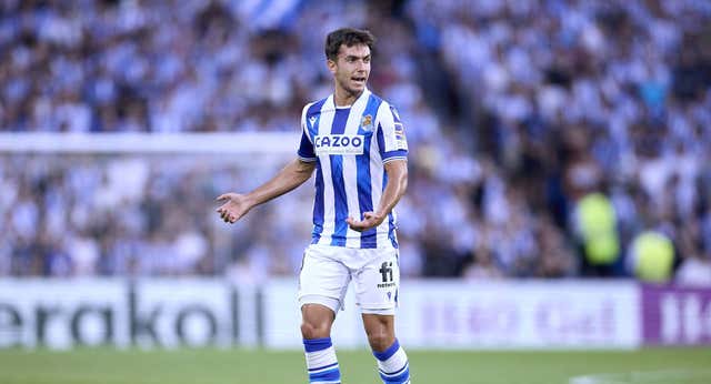 Zubimendi, renovado hasta 2027