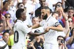 El Madrid convierte al Barça en un juguete