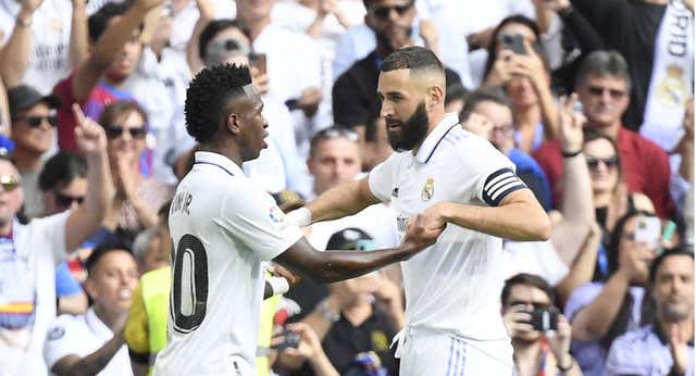 El Madrid convierte al Barça en un juguete
