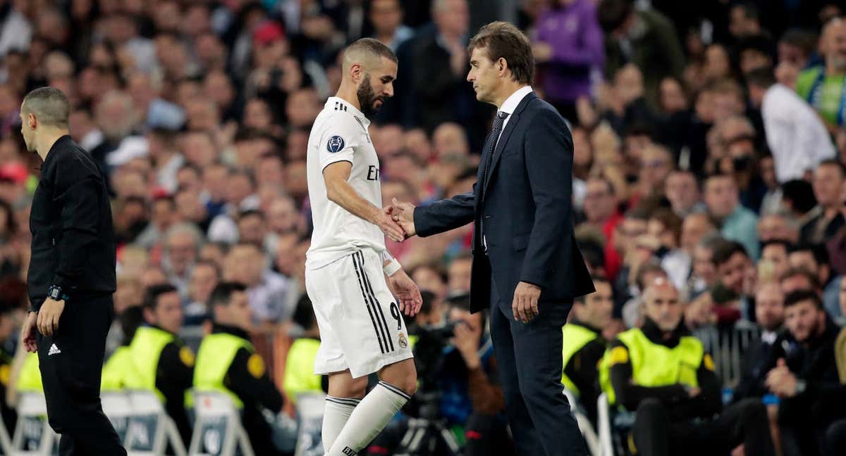 Benzema y Lopetegui se saludan en un partido con el Madrid. /AFP