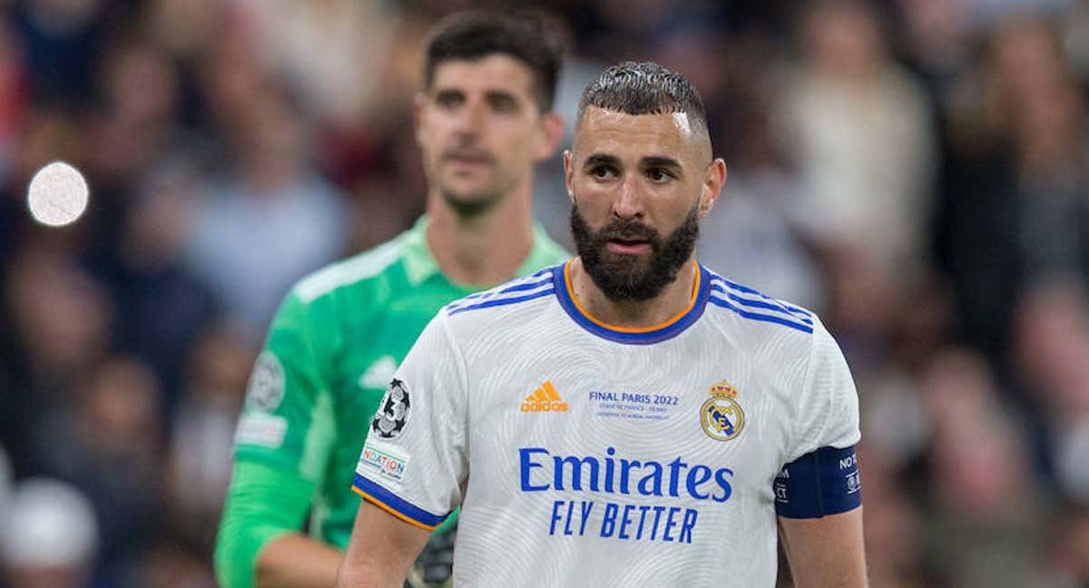 Benzema y Courtois, en la final de la Champions League./GETTY