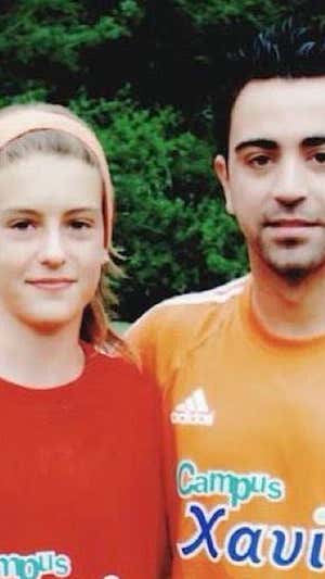 Xavi y Alexia durante uno de los Campus del entrenador del Barça.  Instagram Xavi