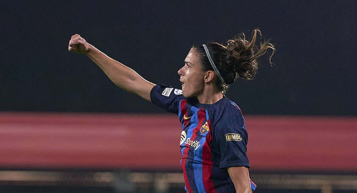 Aitana Bonmatí, que fue una de las mejores jugadoras del partido, celebra su gol ante el Benfica. /Getty