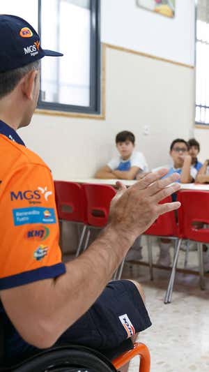 Isidre Esteve responde a las preguntas de los alumnos y alumnas.  Mediagé Comunicación