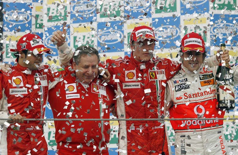McLaren, Alonso, Hamilton y el día que 'regalaron' el último título de pilotos de Ferrari