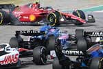 Russell arrolló a Sainz y su pole acabó en la primera curva de Austin