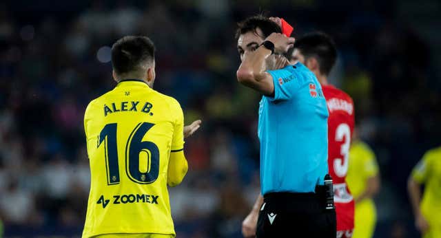 ¿Por qué es amarilla levantarse la camiseta? De Baena al marketing