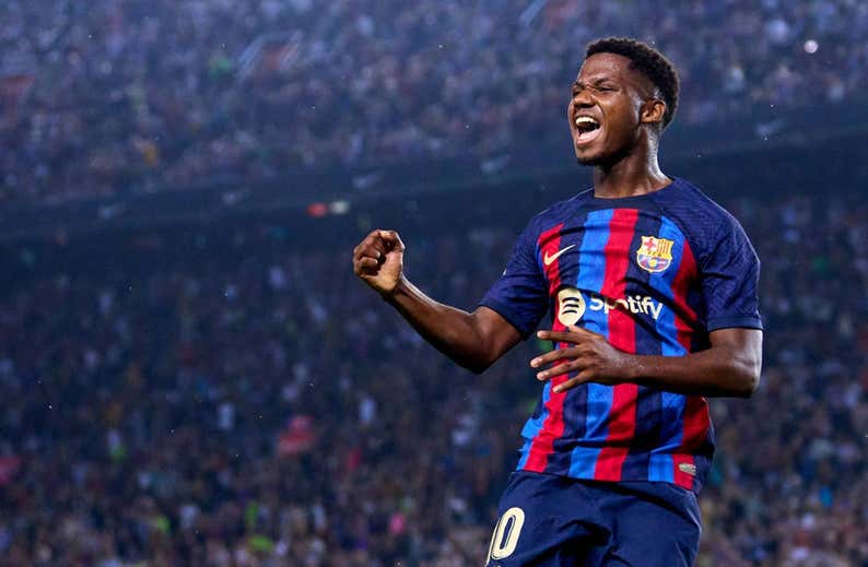Napoli y Barça tiran de la 'segunda unidad'