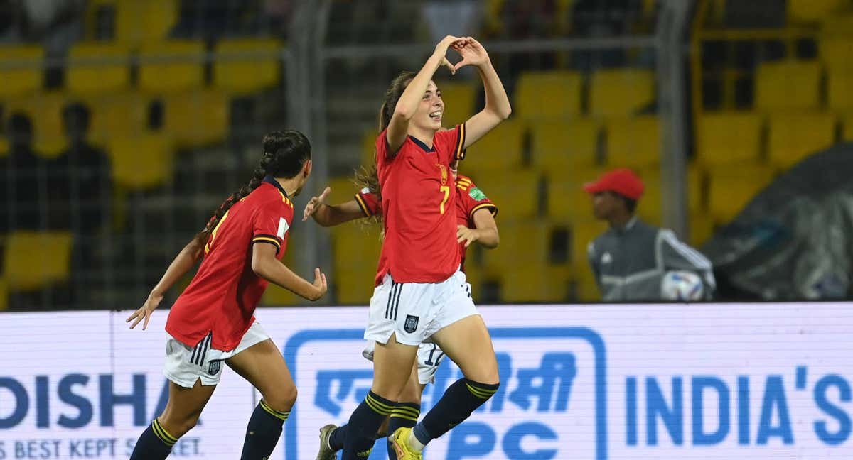 Lucía Corrales celebra su gol ante Alemania. /GETTY