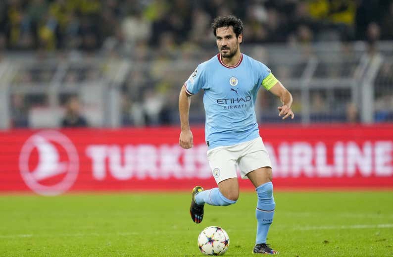 El City negocia la renovación de Gundogan con Bayern y PSG al acecho