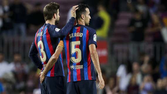 Piqué y Busquets, al igual que Jordi Alba y Sergi Roberto, viven permanentemente en el foco. /GETTY