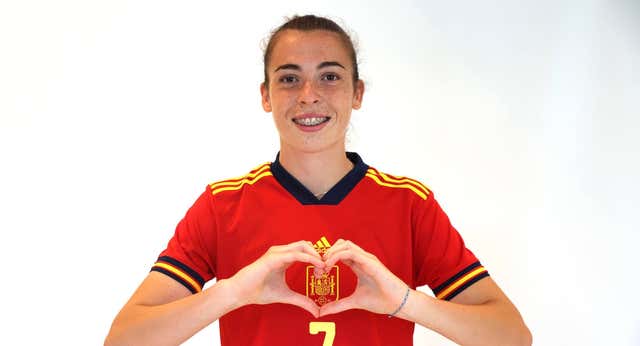 Lucía Corrales, pionera en La Masía y heroína en el Mundial