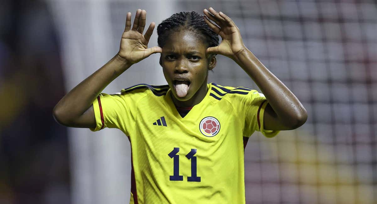 Linda Caicedo celebra uno de los goles que marcó en el pasado Mundial Sub-20. /Getty