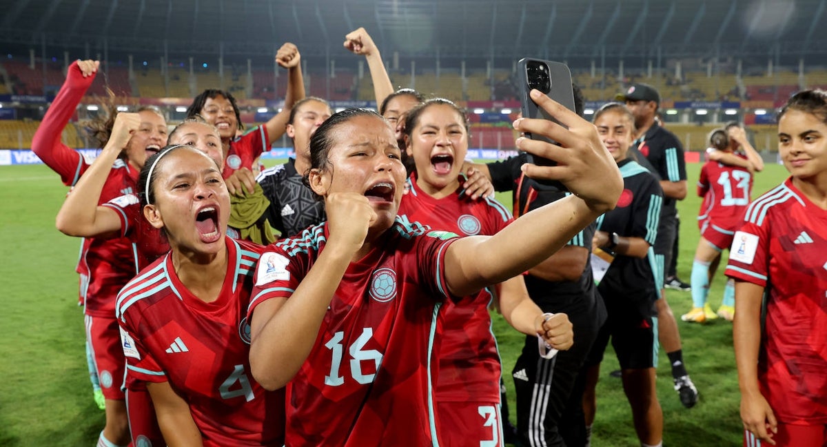 Las jugadoras de Colombia celebran su pase a la final del Mundial Sub-17 tras derrotar a Nigeria en los penaltis.