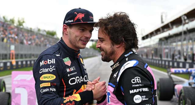 El ‘palo’ de Alonso a Hamilton: ‘Los títulos de Verstappen valen más que los suyos’