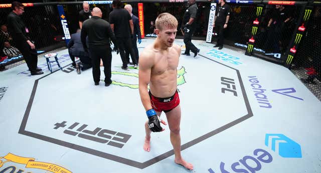 Arnold Allen sigue creciendo tras otro accidentado final en UFC