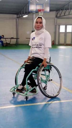 Halima Hussaini durante un entrenamiento en Afganistán.  Halima Hussaini