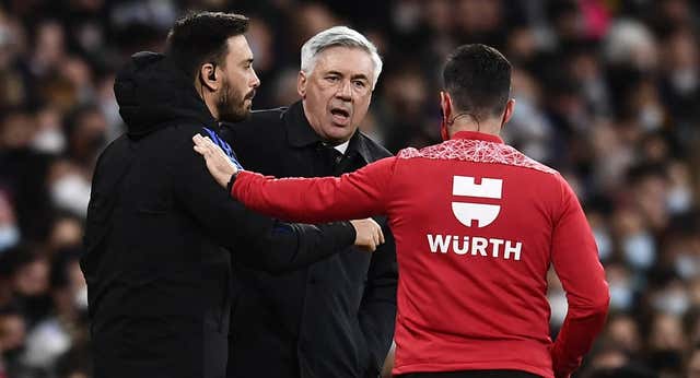Se avecinan cuatro partidos de sanción para Ancelotti