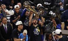 Nadie gana más que Stephen Curry y los Warriors: el valor de las franquicias de la NBA