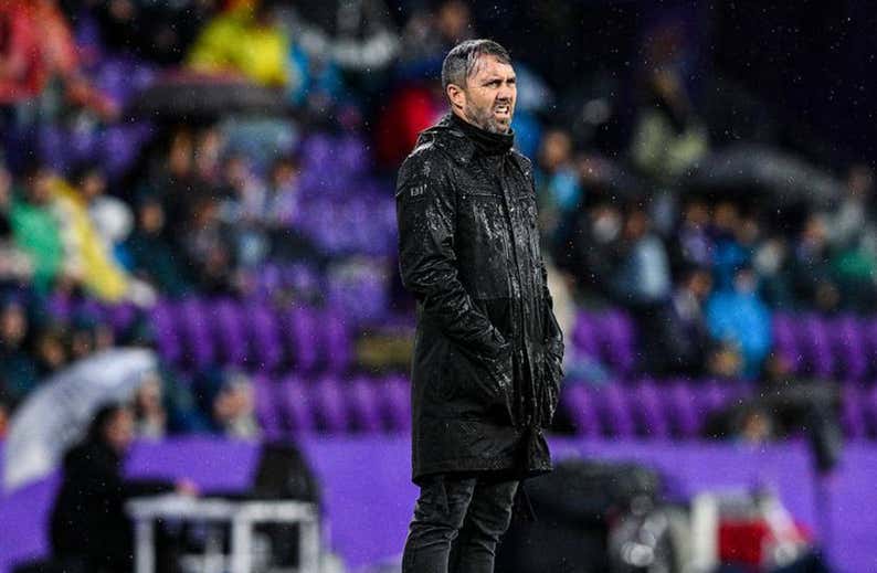 El Celta destituye a Coudet y oficializa a Carlos Carvalhal