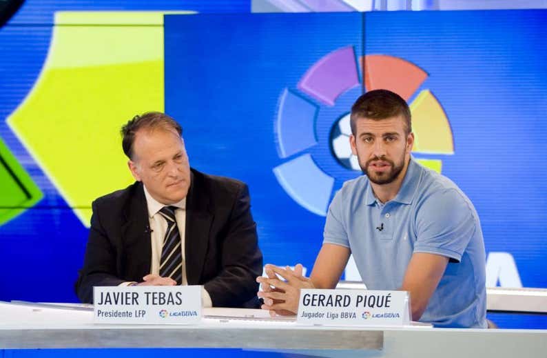 Tebas: “No tengo la menor duda de que Piqué será presidente del Barça”