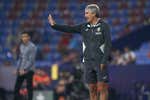 El Villarreal tendrá paciencia con Setién sin olvidar a Marcelino y Gallardo