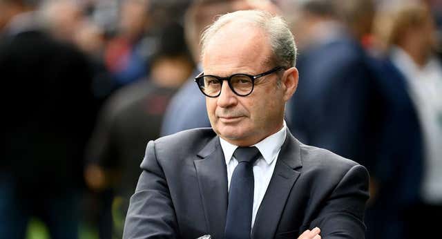Luis Campos y Carvalhal abordarán la próxima semana el mercado de fichajes del Celta