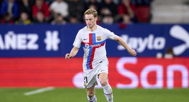 ¿Por qué Xavi debe darle más poder a De Jong?