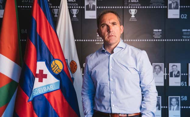 Fran Garagarza, en su etapa como director deportivo del Eibar.  SD Eibar.