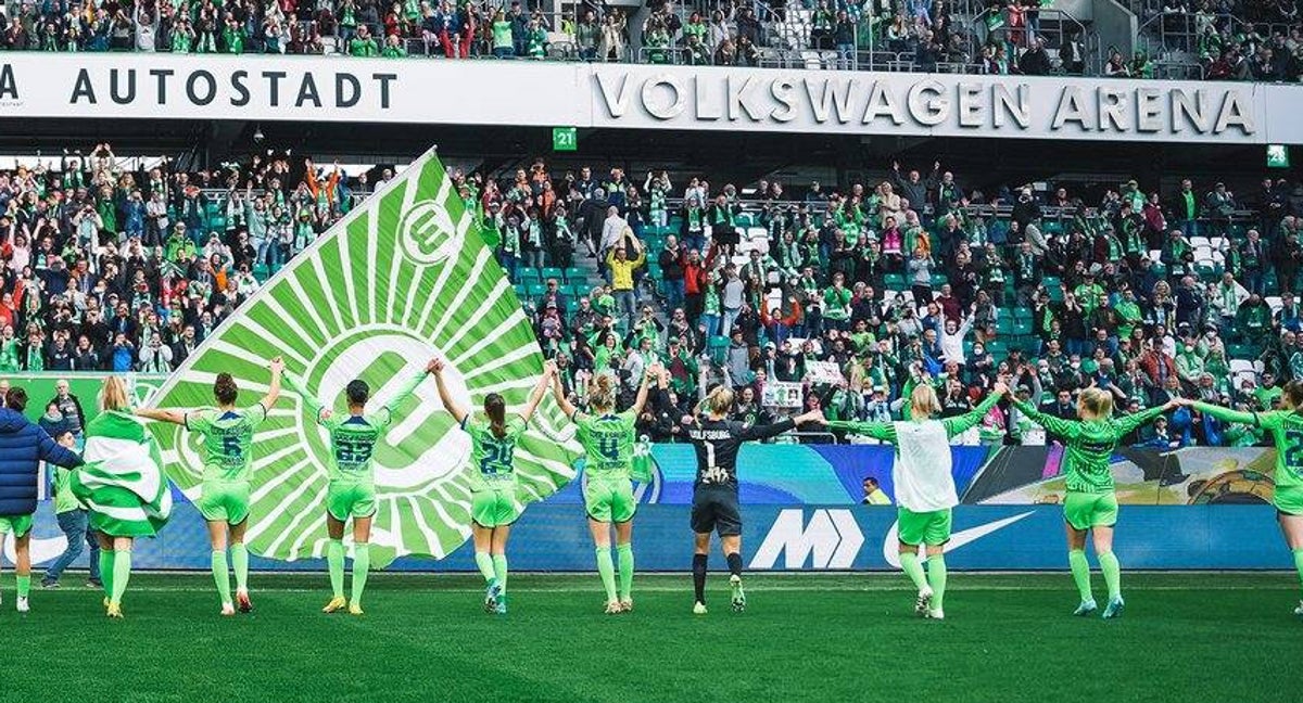 Jugadoras del Wolfsburgo en un partido de la Bundesliga.