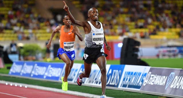 El atleta Thierry Ndikumwenayo obtiene la nacionalidad española