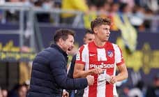 Marcos Llorente sale a desmentir que ignorara a Simeone