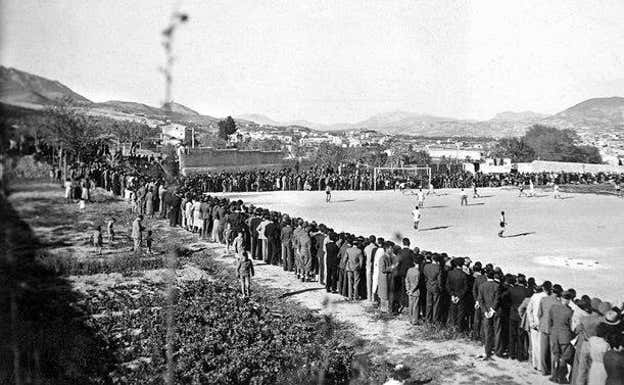 Imagen del estadio El Collado, de 1939.  C.D. ALCOYANO