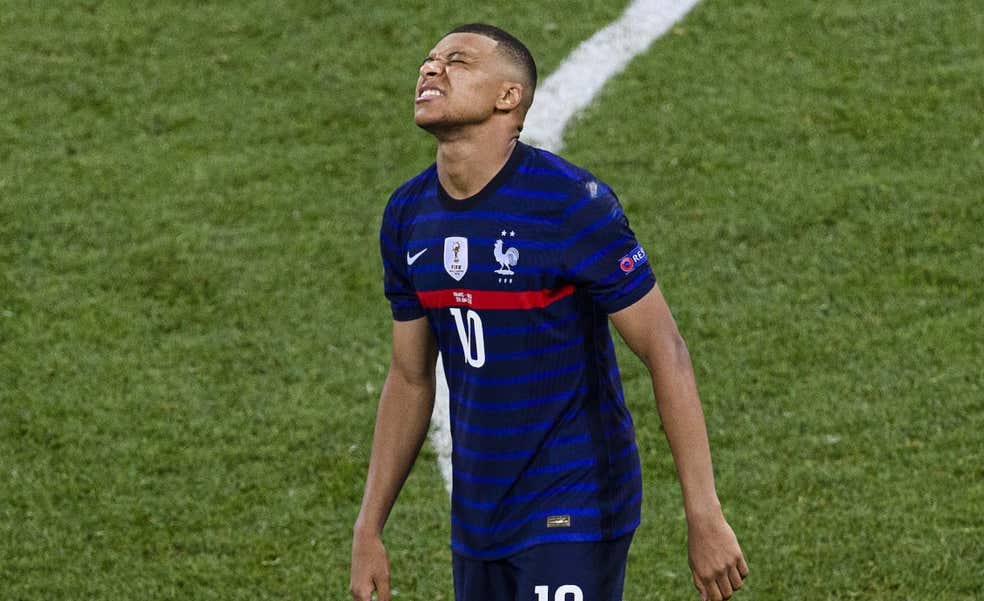 Mbappé pensó en renunciar a la selección: «No podía jugar para los que me llamaban mono»