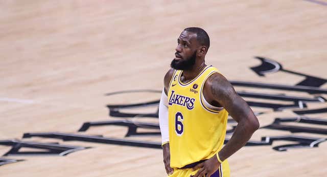 El peor arranque de LeBron James en sus 20 temporadas en la NBA