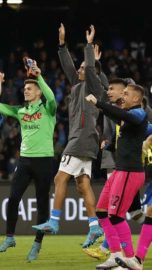 Liderato invicto, récord y parón necesario para un Nápoles que sueña