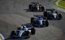 Saltan chispas entre Alonso y Ocon en Brasil... y la FIA sanciona al español