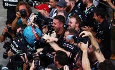 Russell gana la carrera al sprint; Sainz brilla y Alonso se las ve con Ocon