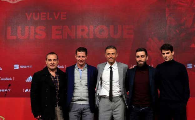 Joaquín Valdés, Jesús Casas, Luis Enrique, Rafel Pol y Aitor Unzué.  ABC